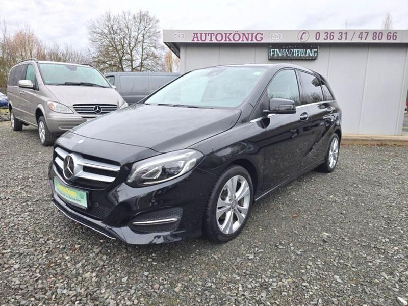 Gebraucht Mercedes B180 109 PS (80 kW) 2016 Schwarz Van / Kleinbus