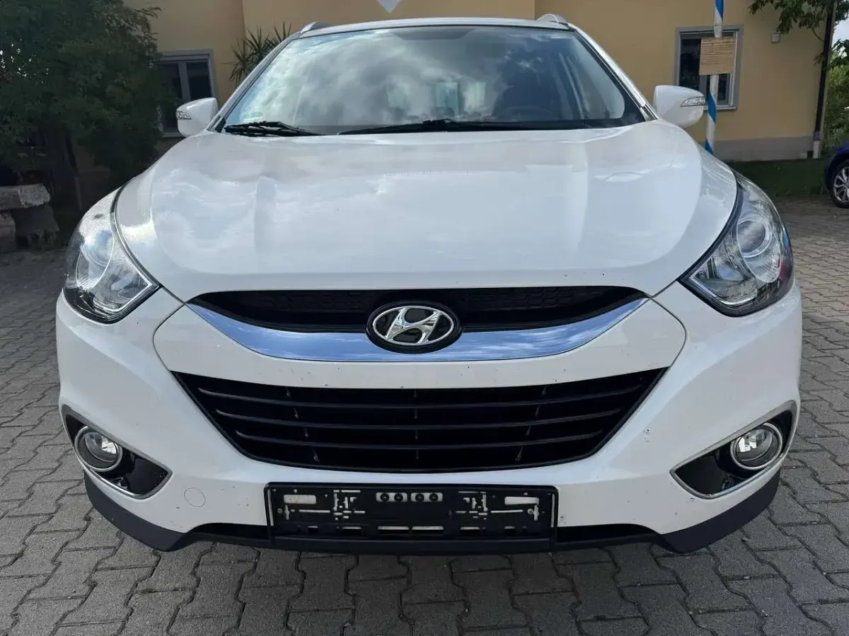 Gebraucht Hyundai ix35 Edition 135 PS (99 kW) 2013 Creamy white / sol SUV