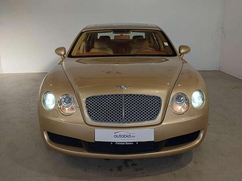 Gold Gebraucht 2006 Bentley Continental Flying Spur Limousine | 30.900 € (Etwas zu teuer) - Bild 1/4