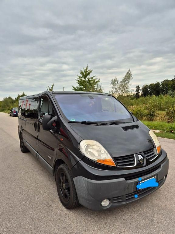 Gebraucht Renault Trafic 150 PS (110 kW) 2006 Schwarz Van / Kleinbus