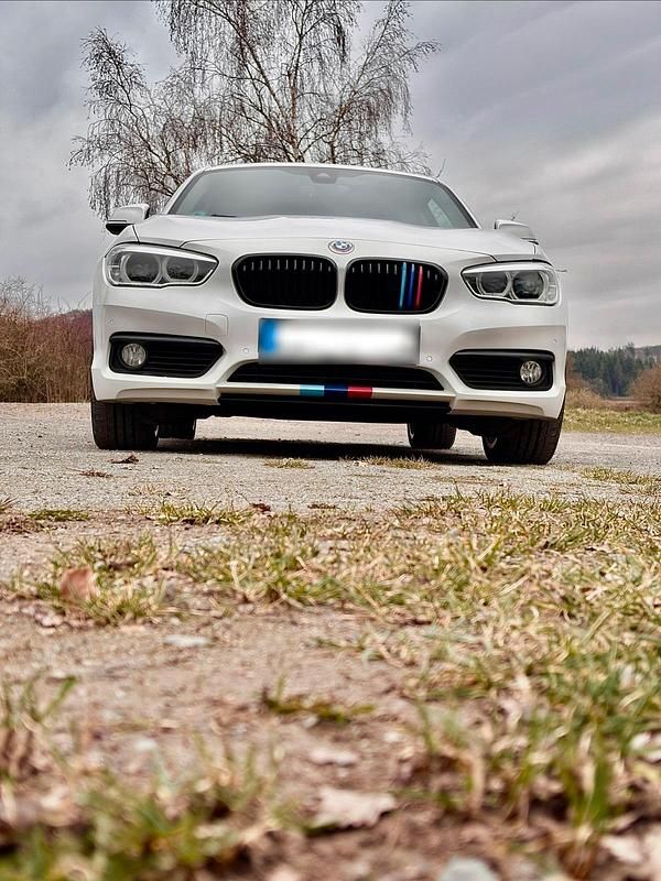 Gebraucht BMW 118 Advantage 136 PS (100 kW) 2016 Weiß Kleinwagen