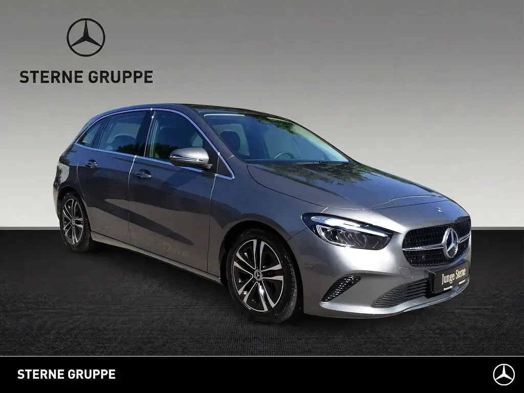 Gebraucht Mercedes B200 Progressive 150 PS (110 kW) 2025 Mountaingrau Kleinwagen