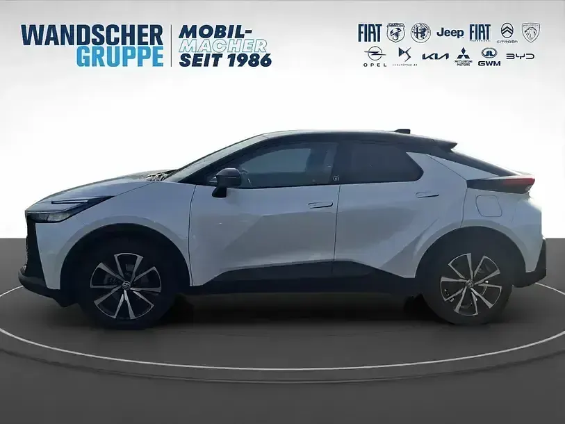 Gebraucht Toyota C-HR Team 197 PS (144 kW) 2024 Weißschwarz SUV