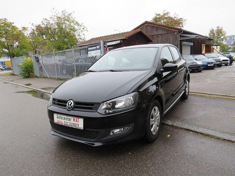 Schwarz Gebraucht 2012 VW Polo Trendline Limousine | 3.950 € (Guter Preis) - Bild 1/4