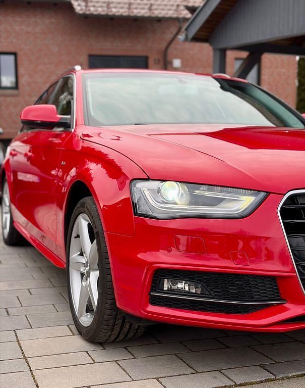 Gebraucht Audi A4 S-Line 120 PS (88 kW) 2014 Rot Kombi