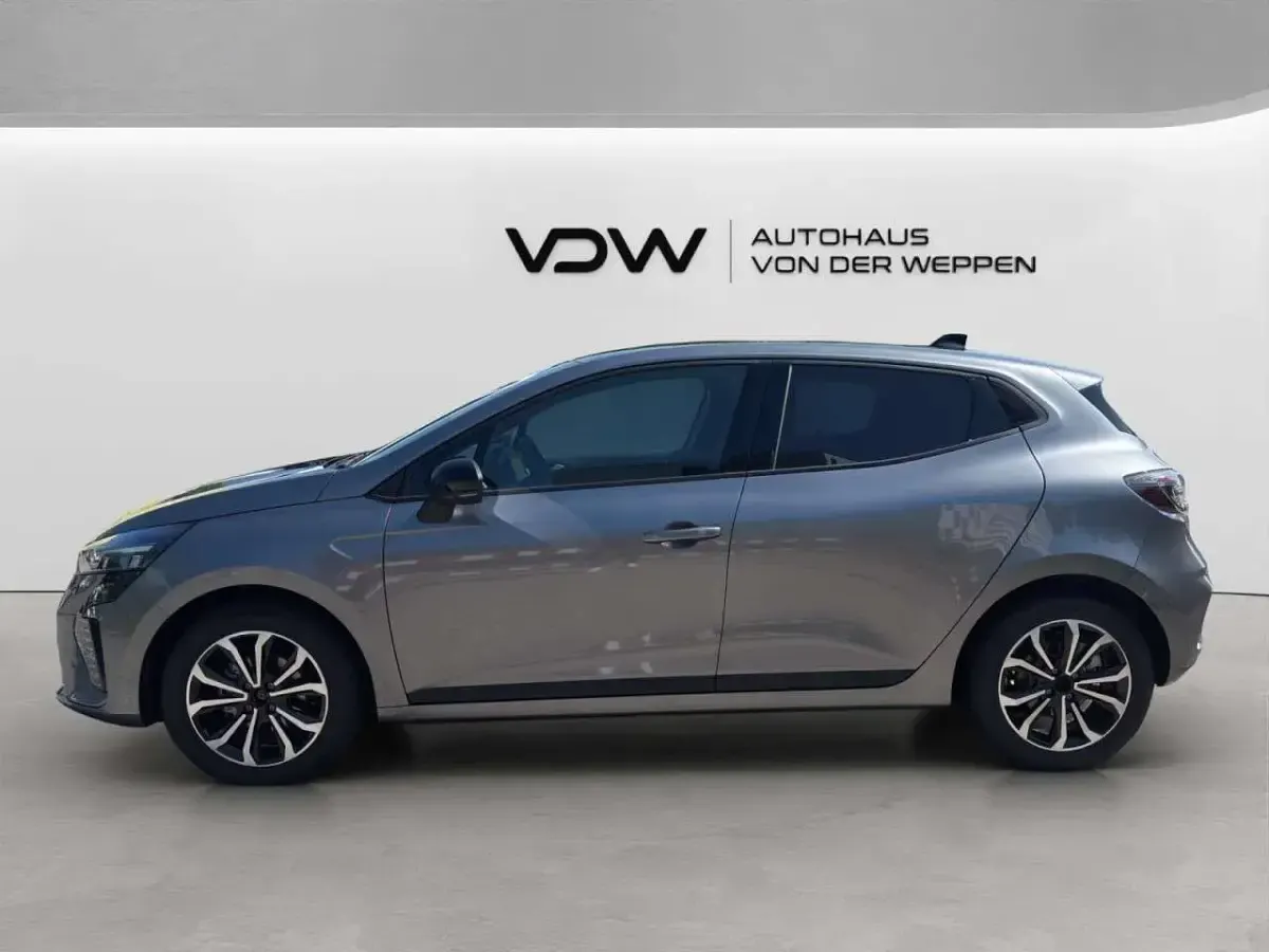 Neu Renault Clio V Techno 91 PS (66 kW) 2026 Dolomit grau Kleinwagen