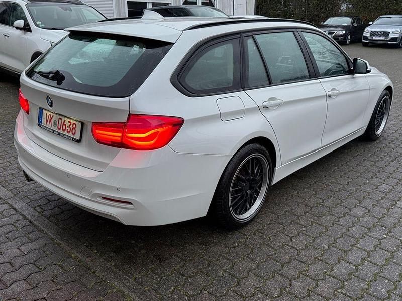 Gebraucht BMW 320 190 PS (139 kW) 2016 Weiß Kombi
