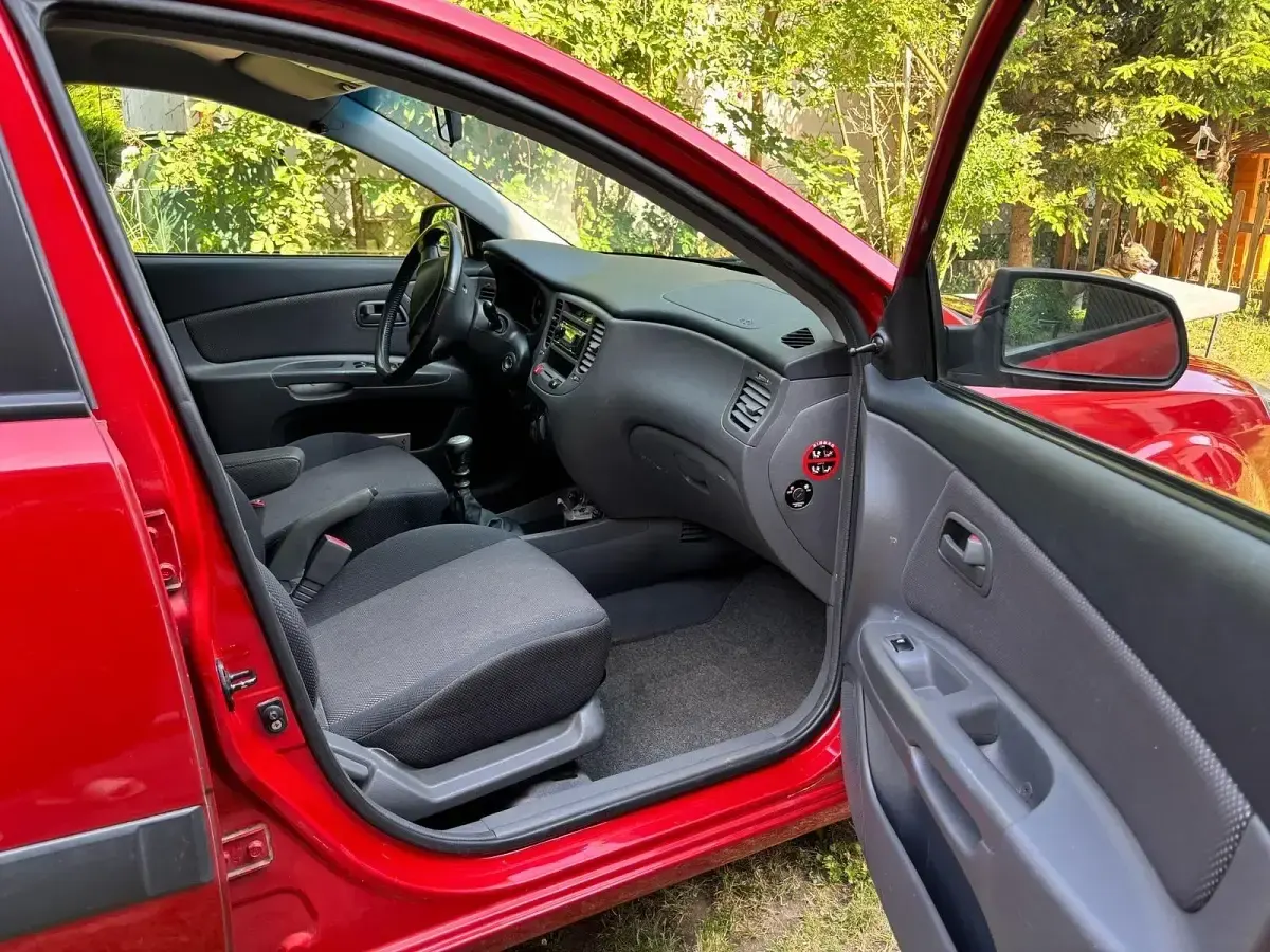 Gebraucht Kia Rio 97 PS (71 kW) 2005 Rot Kleinwagen