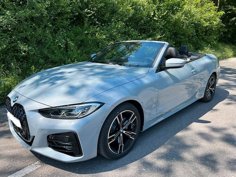 Grau Gebraucht 2024 BMW 420 M Sport Cabrio | 49.489 € (Etwas zu teuer) - Bild 1/4