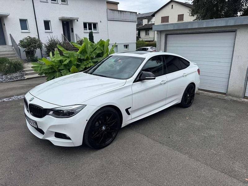 Weiß Gebraucht 2016 BMW 335 Gran Turismo M Sport Limousine | 17.000 € (Guter Preis) - Bild 1/4