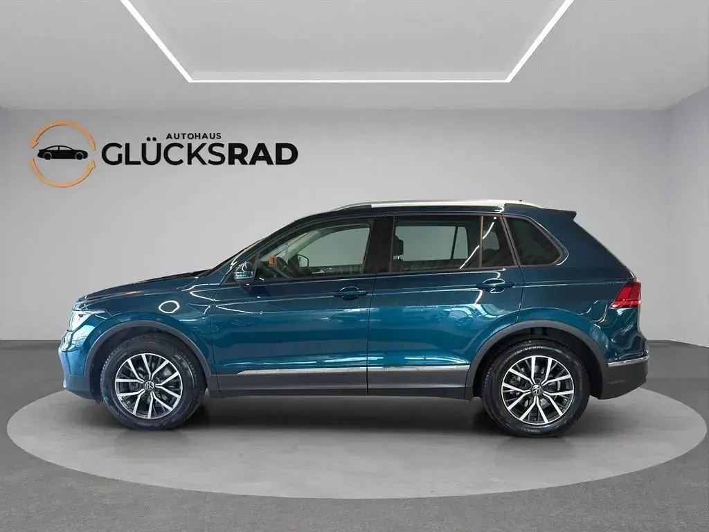 Gebraucht VW Tiguan R 150 PS (110 kW) 2021 Blau SUV