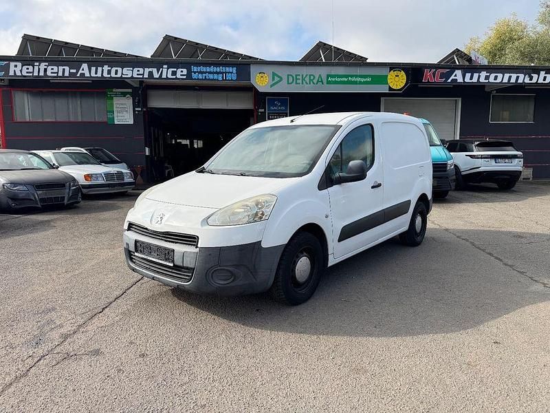 Weiß Gebraucht 2013 Peugeot Partner Avantage Van / Kleinbus | 4.390 € (Fairer Preis) - Bild 1/4