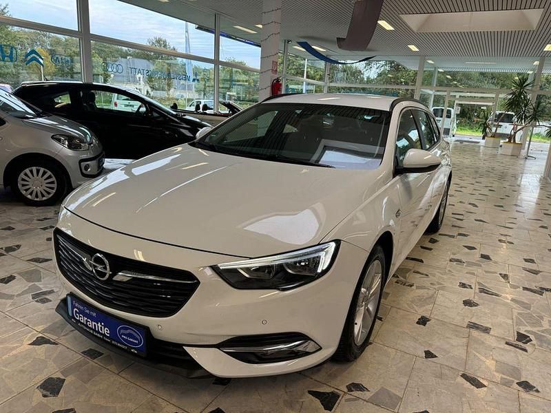 Gebraucht Opel Insignia 136 PS (100 kW) 2019 Weiß Kombi