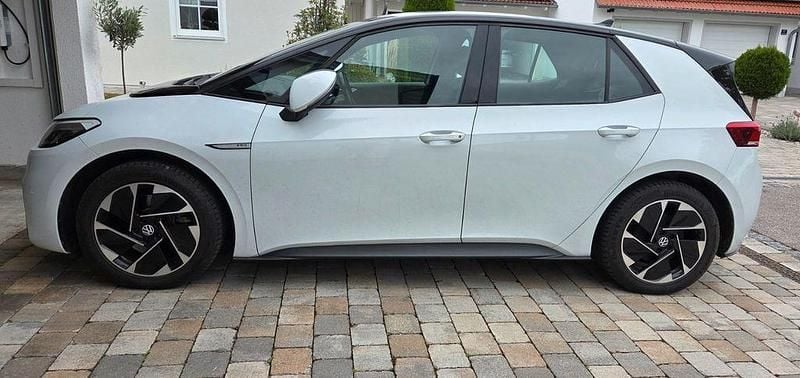 Gebraucht VW ID.3 Pro Performance 150 kW (204 PS) 2021 Weiß Kleinwagen