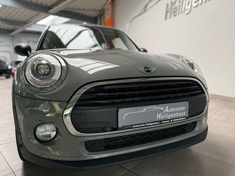 Grau Gebraucht 2016 Mini ONE Pepper Kleinwagen | 10.980 € (Fairer Preis) - Bild 1/4