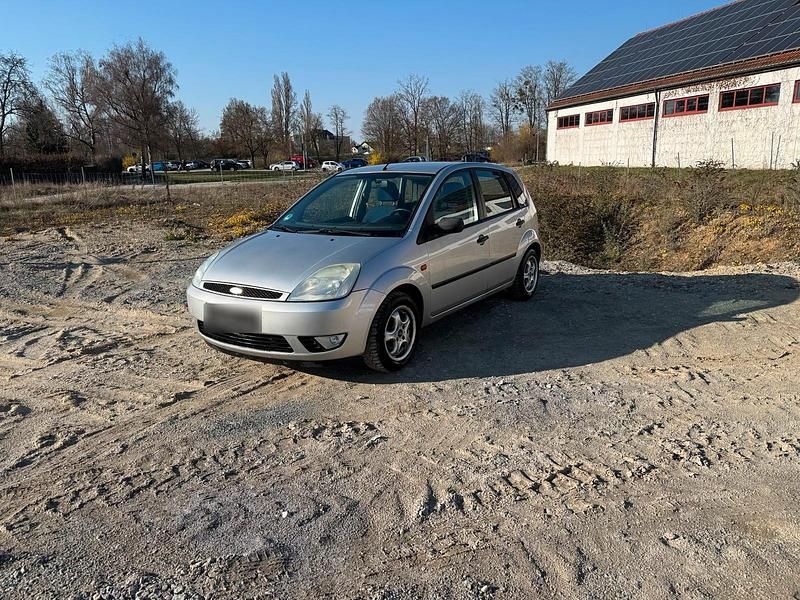 Gebraucht Ford Fiesta 80 PS (58 kW) 2004 Kleinwagen