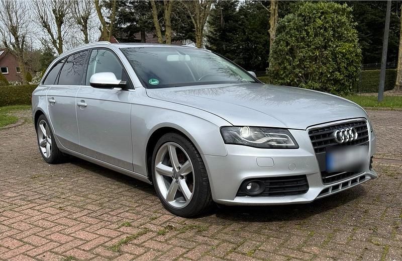 Używany Audi A4 143 KM (105 kW) 2010 Srebrny Kombi