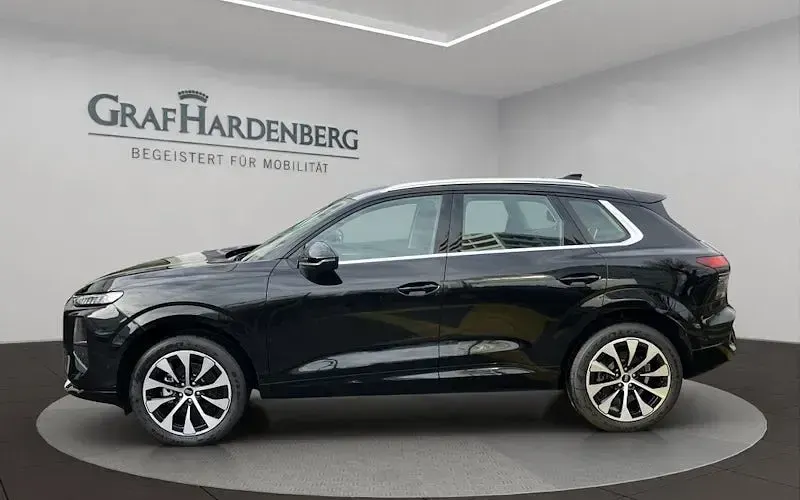 Neu Audi Q3 Comfort 150 PS (110 kW) 2025 Schwarz SUV