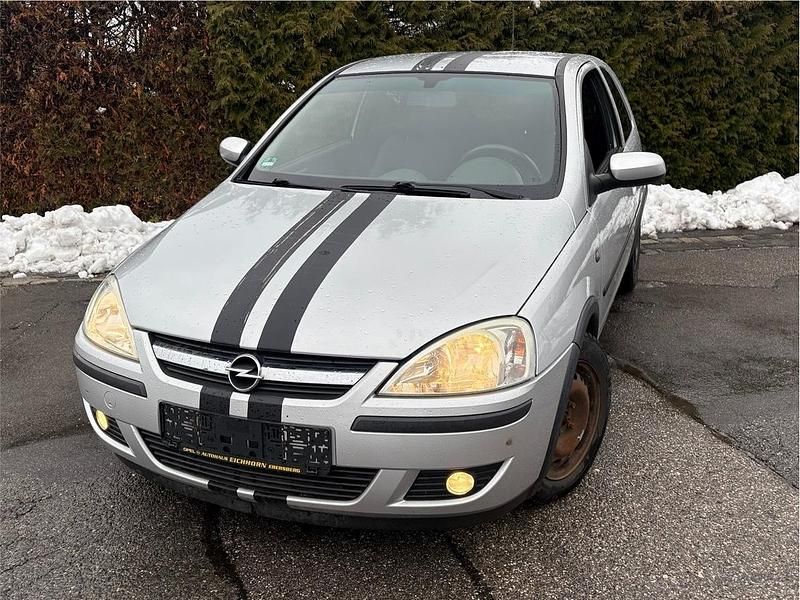 Gebraucht Opel Corsa 75 PS (55 kW) 2003 Silber Kleinwagen