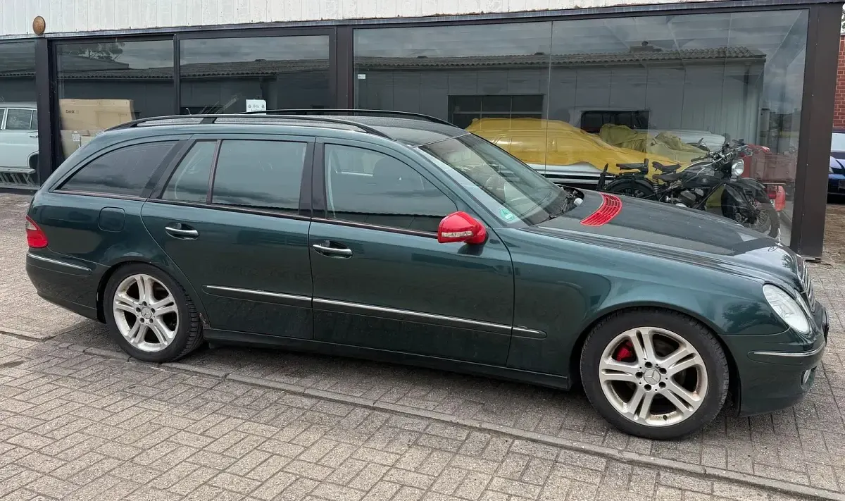 Gebraucht Mercedes E220 170 PS (125 kW) 2009 Andere farben Kombi