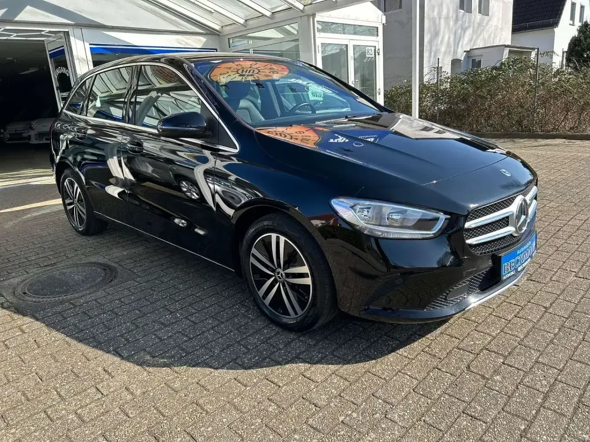 Gebraucht Mercedes B250 160 PS (117 kW) 2020 Nachtschwarz  unilack Kleinwagen