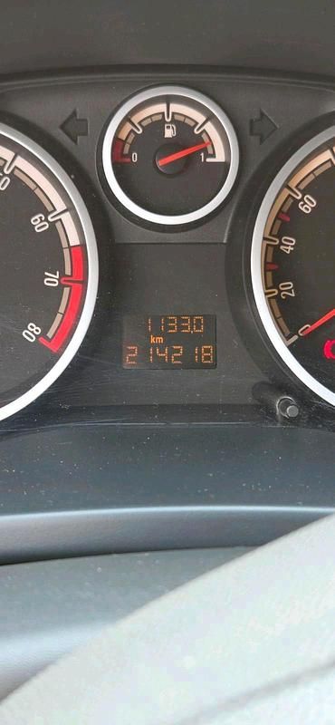 Gebraucht Opel Corsa 60 PS (44 kW) 2008 Gelb Kleinwagen