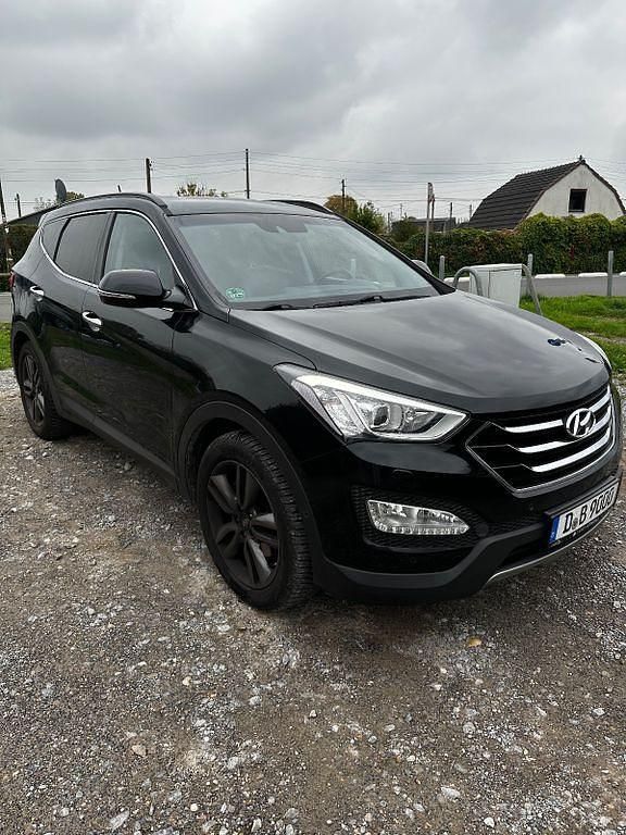 Schwarz Gebraucht 2016 Hyundai Santa Fe Style SUV | 15.500 € (Guter Preis) - Bild 1/4
