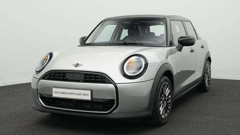 Grau Gebraucht 2024 Mini Cooper Classic Kleinwagen | 27.802 € (Guter Preis) - Bild 1/4