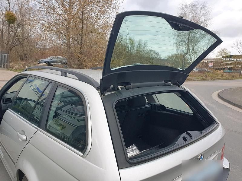 Gebraucht BMW 320 150 PS (110 kW) 2005 Silber Kombi