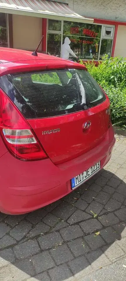 Gebraucht Hyundai i30 Edition+ 126 PS (92 kW) 2009 Rot Kombi