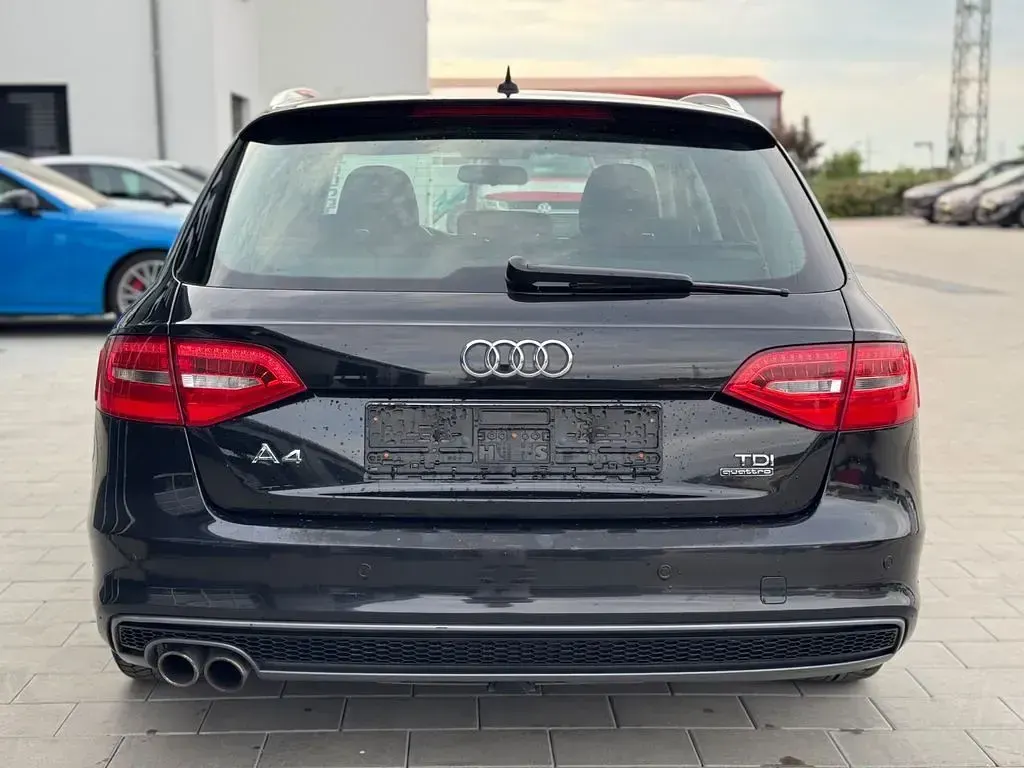Gebraucht Audi A4 S-Line 177 PS (130 kW) 2015 Schwarz Kombi