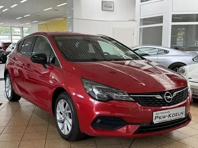 Gebraucht Opel Astra Business 122 PS (89 kW) 2021 Rot Limousine