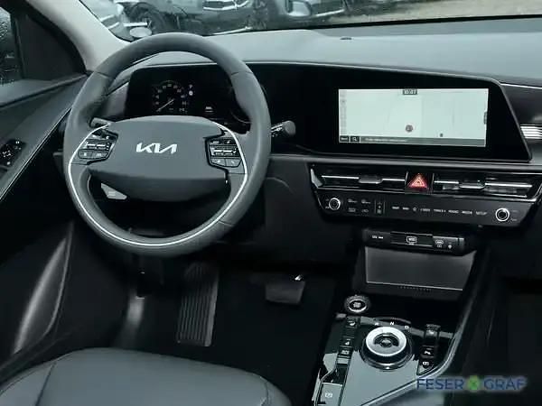 Neu Kia Niro 141 PS (103 kW) 2026 Interstellargrau SUV