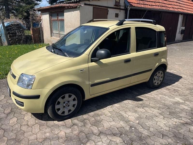 Gebraucht Fiat Panda 69 PS (50 kW) 2011 Gelb Kleinwagen