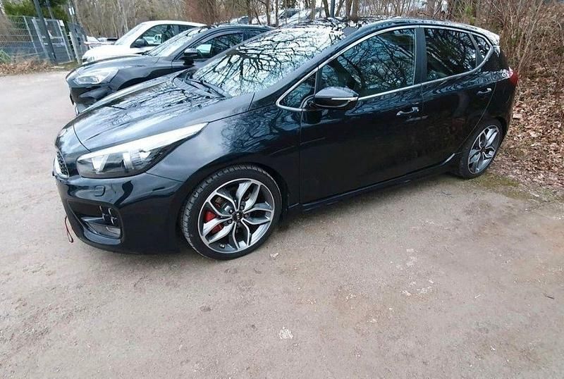 Gebraucht Kia Ceed GT-Track 204 PS (150 kW) 2016 Schwarz Kleinwagen