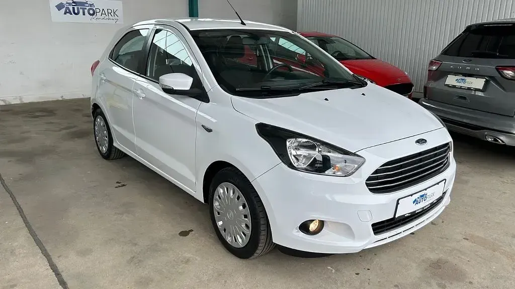 Occasion Ford Ka Plus Basis 69 ch (50 kW) 2017 Blanc Citadine