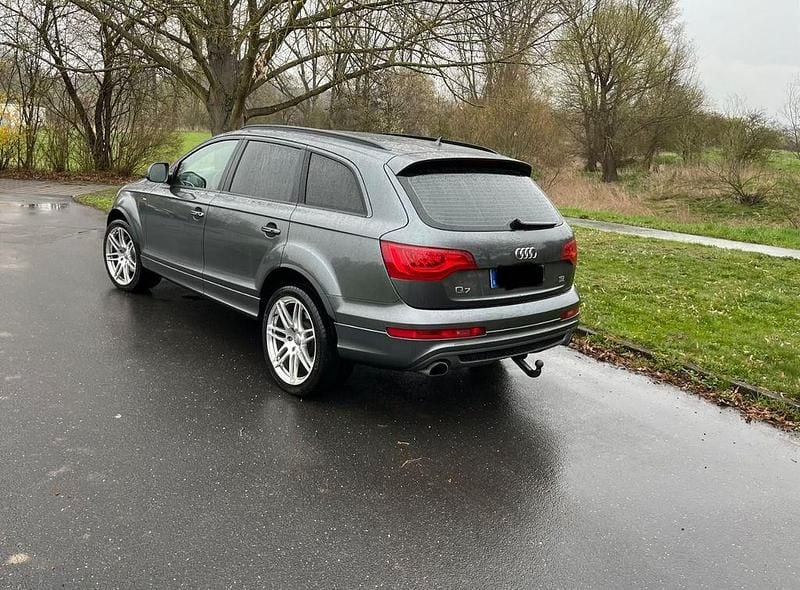 Gebraucht Audi Q7 Ambiente 340 PS (250 kW) 2013 Grau SUV