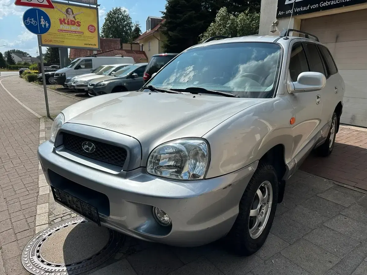 Gebraucht Hyundai Santa Fe 145 PS (106 kW) 2005 Grau SUV