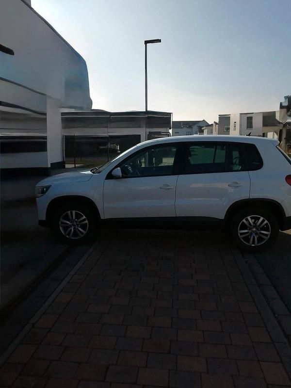 Gebraucht VW Tiguan 110 PS (80 kW) 2012 Weiß SUV