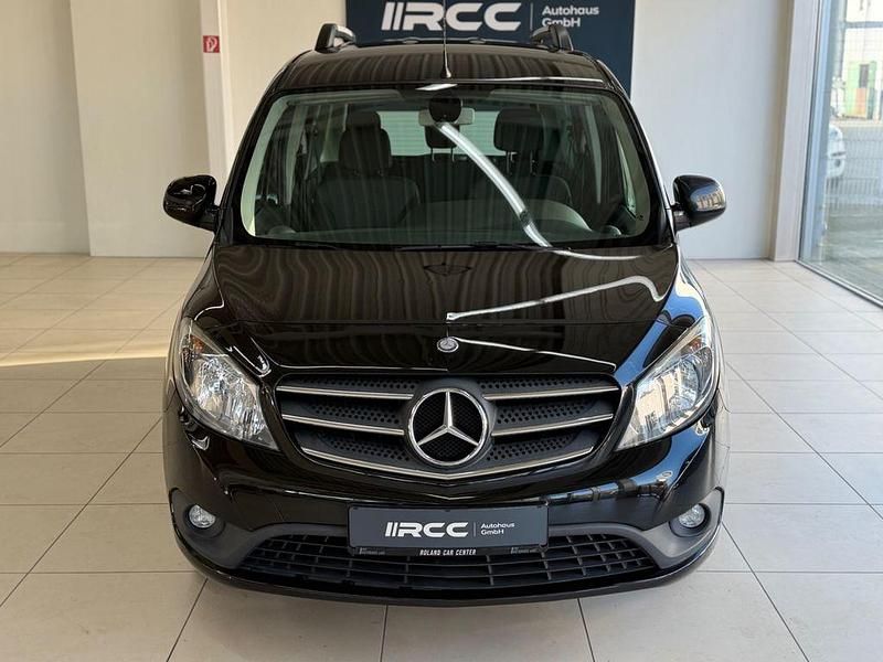 Gebraucht Mercedes Citan 111 110 PS (80 kW) 2015 Schwarz Kombi
