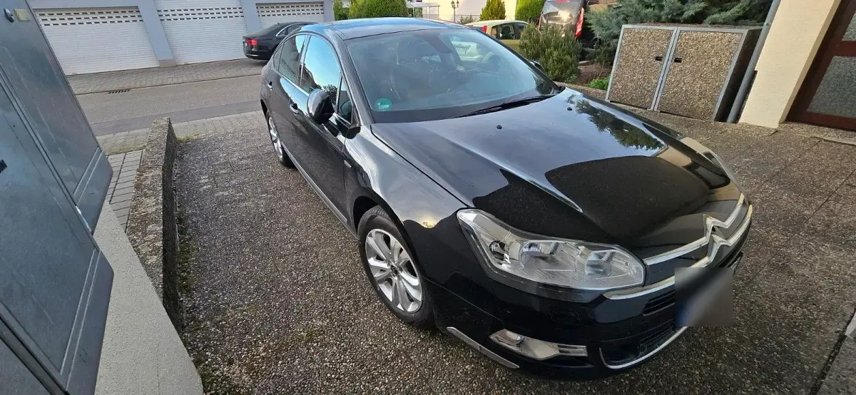 Gebraucht Citroën C5 Exclusive 140 PS (102 kW) 2014 Schwarz Limousine