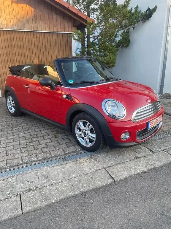 Gebraucht Mini One Cabriolet 98 PS (72 kW) 2013 Rot Cabrio