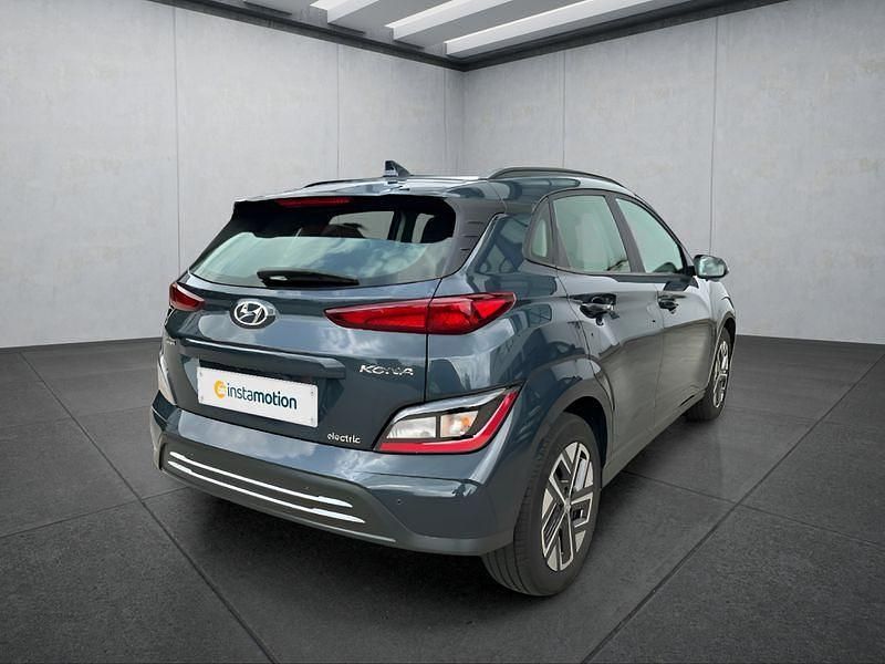 Blau Gebraucht 2022 Hyundai Kona SUV | 19.499 € (Etwas zu teuer) - Bild 1/4