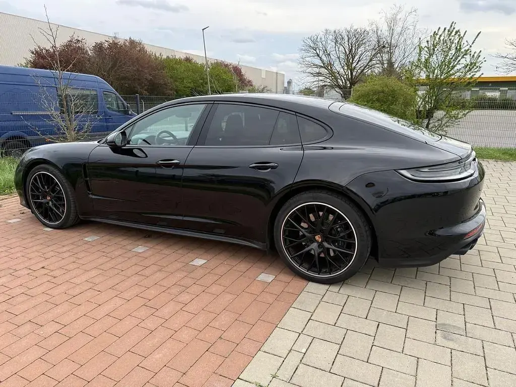 Gebraucht Porsche Panamera 330 PS (242 kW) 2021 Schwarz Limousine