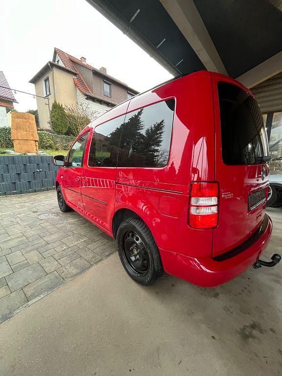 Usata VW Caddy Edition 140 CV (102 kW) 2014 Rosso Monovolume