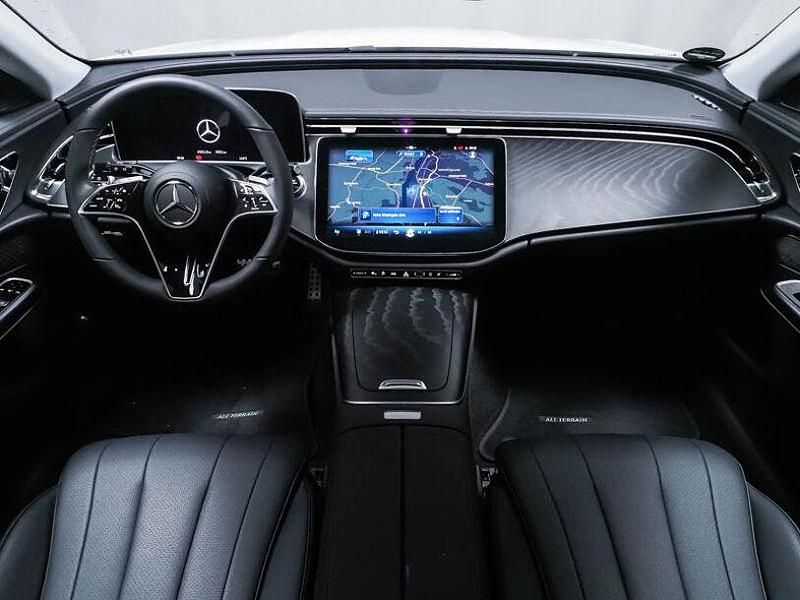 Gebraucht Mercedes E300 Night 197 PS (144 kW) 2025 Unilack polarweiß SUV