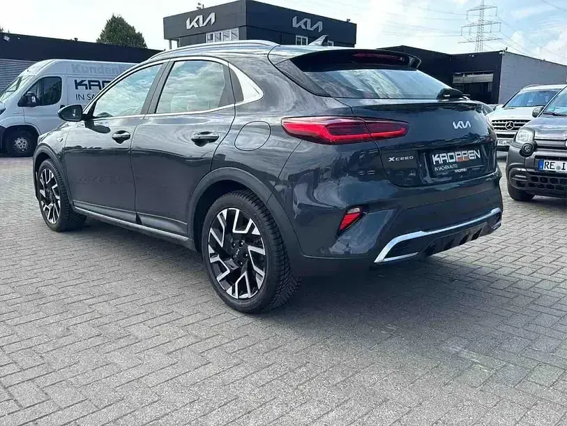 Gebraucht Kia XCeed Vision 140 PS (102 kW) 2025 Grau SUV