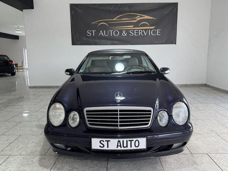 Blau Gebraucht 2002 Mercedes CLK200 Cabrio | 1.900 € (Superpreis) - Bild 1/4