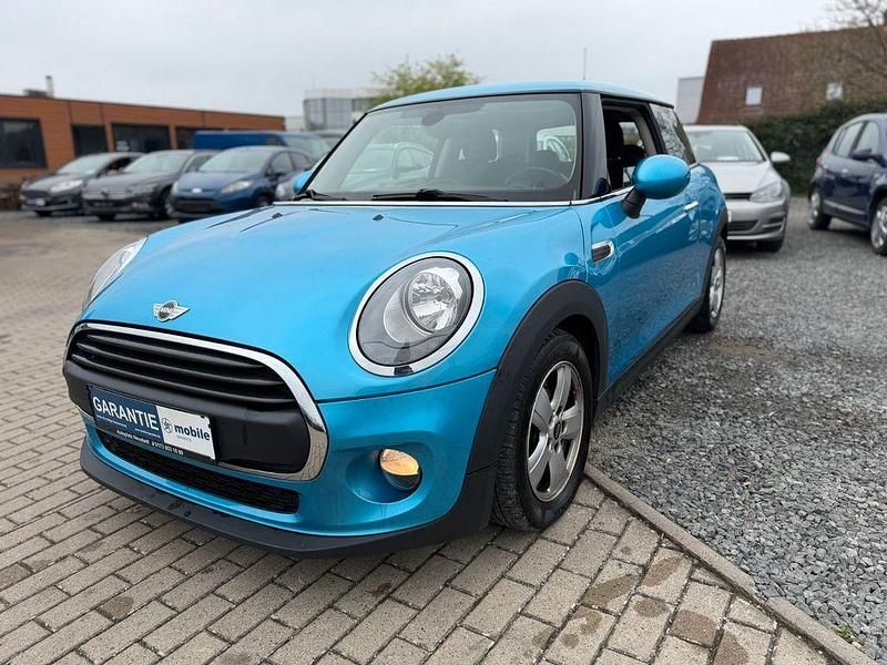Second-hand Mini ONE 102 CP (75 kW) 2017 Albastru Hatchback