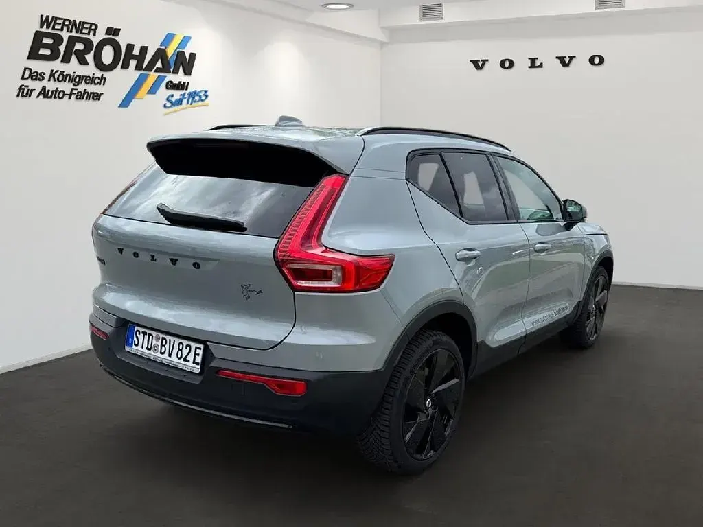 Gebraucht Volvo EX40 Plus 175 kW (238 PS) 2026 Vapour grey / metallic SUV